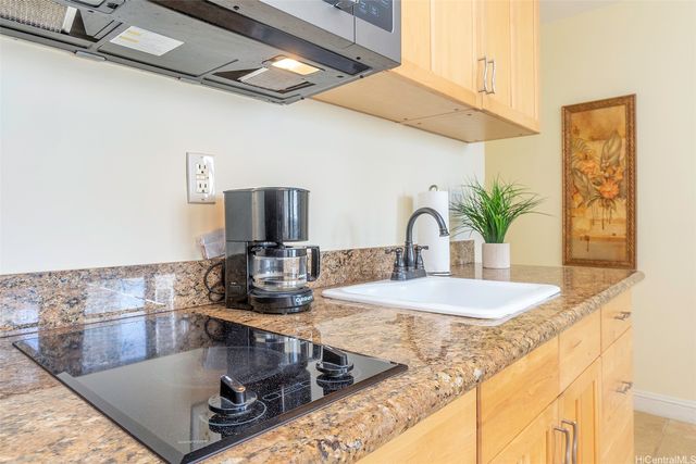 134 Kapahulu Avenue 501, Honolulu, HI 96815