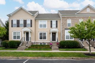 5593 Crystal Falls Street, 48, Dublin, OH 43016