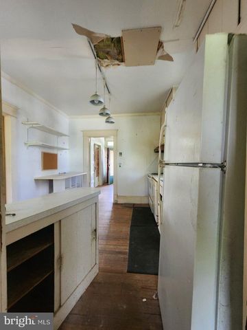 143 MAIN ST, Secretary, MD 21664