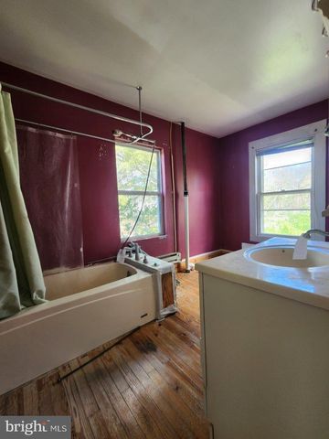 143 MAIN ST, Secretary, MD 21664