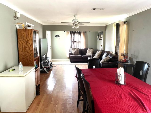 8718 Brannon Street, Houston, TX 77093