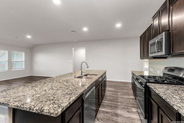 1772 HEATHER GLEN DR, New Braunfels, TX 78130