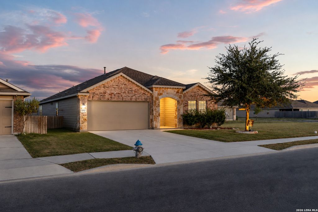 1772 HEATHER GLEN DR, New Braunfels, TX 78130