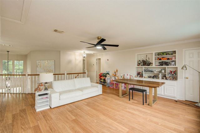 3902 Lyndhurst Place, Sugar Land, TX 77479