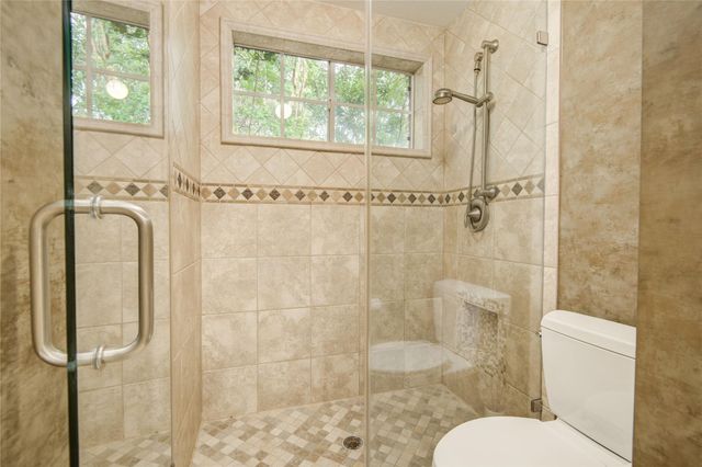 3902 Lyndhurst Place, Sugar Land, TX 77479