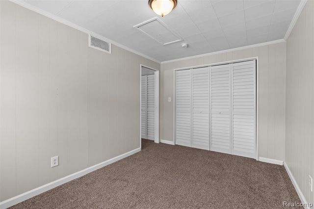 11246 Chalmers Avenue, Warren, MI 48089