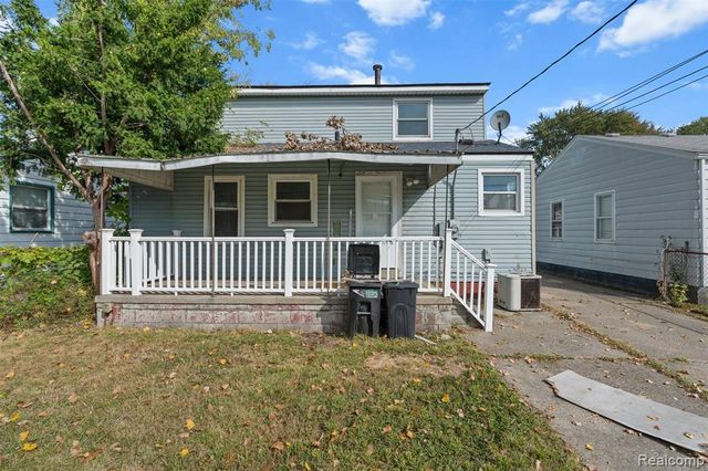 11246 Chalmers Avenue, Warren, MI 48089