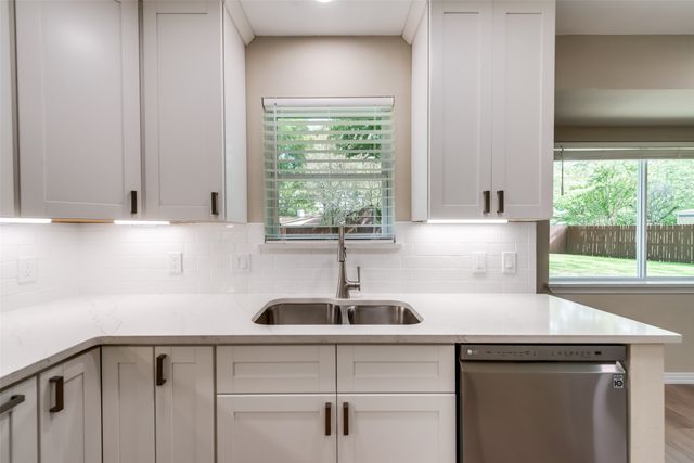6205 Shirley, North Richland Hills, TX 76180