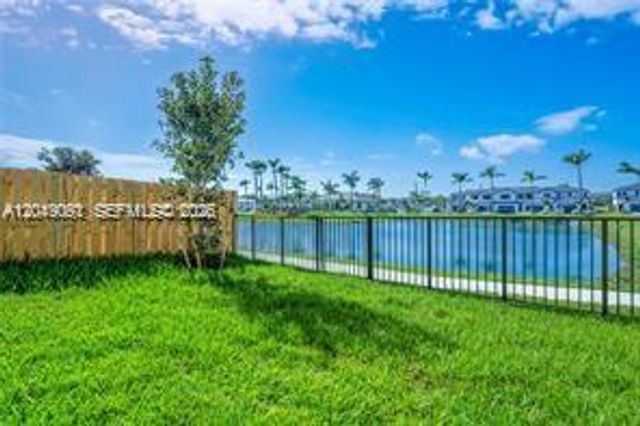 4941 Peacock Way 5838, Dania Beach, FL 33312
