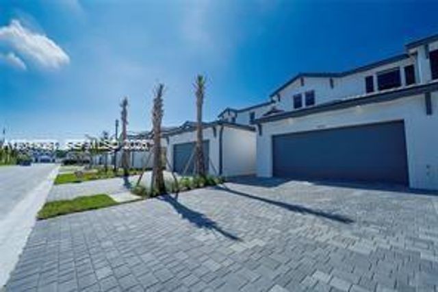 4941 Peacock Way 5838, Dania Beach, FL 33312