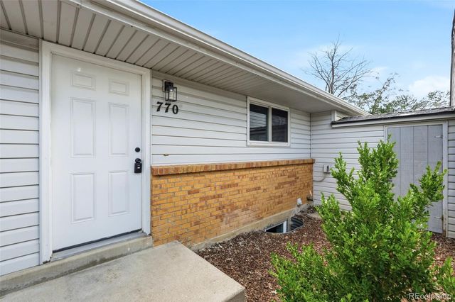 770 W Cleveland Circle, Lafayette, CO 80026