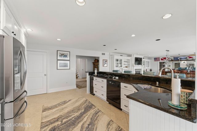 3287 Long Point Drive, Toms River, NJ 08753