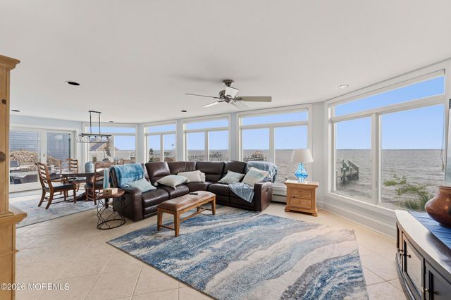 3287 Long Point Drive, Toms River, NJ 08753