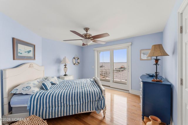 3287 Long Point Drive, Toms River, NJ 08753