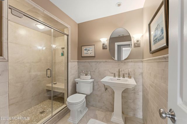 3287 Long Point Drive, Toms River, NJ 08753
