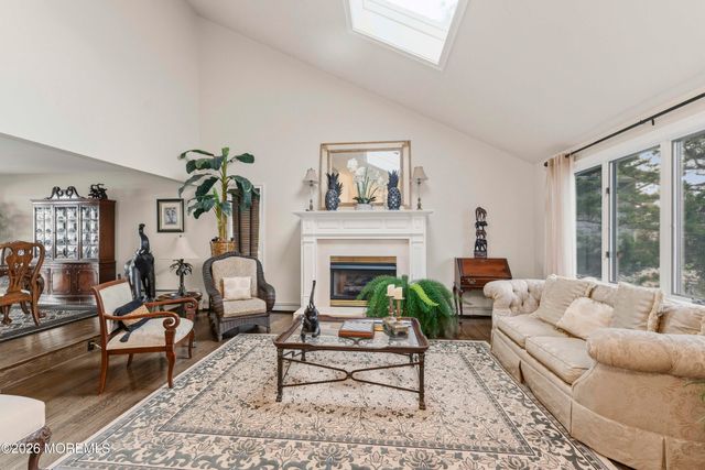 3287 Long Point Drive, Toms River, NJ 08753