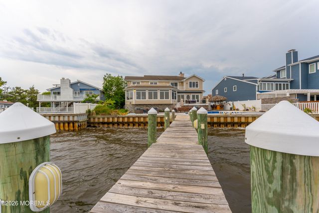 3287 Long Point Drive, Toms River, NJ 08753