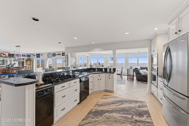 3287 Long Point Drive, Toms River, NJ 08753