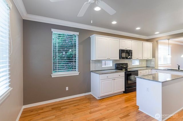 4963 Bend Drive NE, Lacey, WA 98516