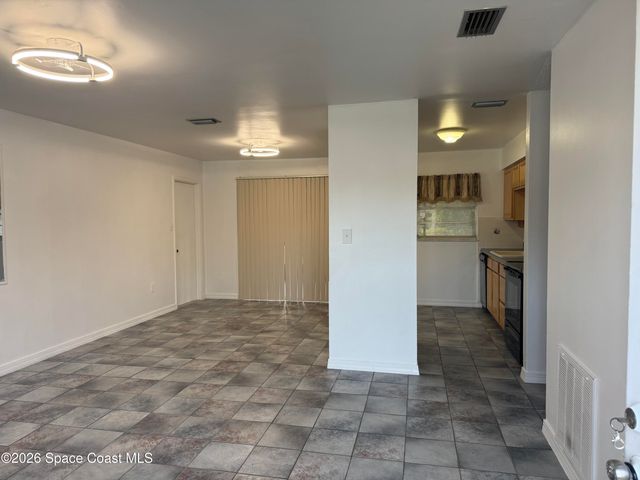 491 Alameda Avenue SE, Palm Bay, FL 32909