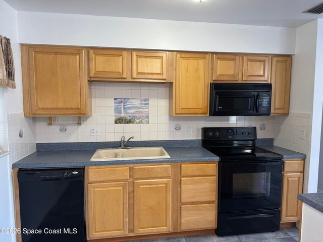 491 Alameda Avenue SE, Palm Bay, FL 32909