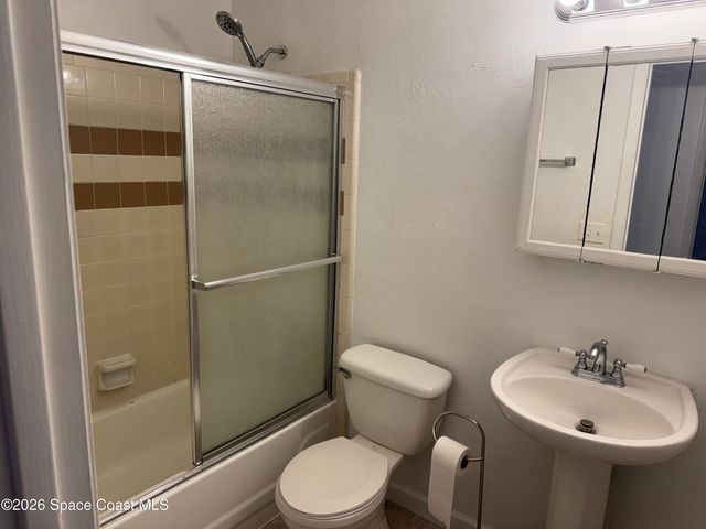 491 Alameda Avenue SE, Palm Bay, FL 32909