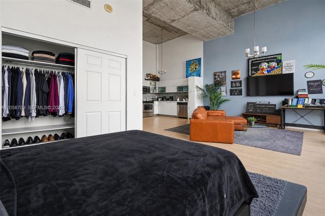 133 NE 2nd Ave 3617, Miami, FL 33132