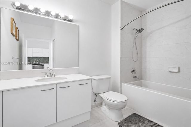 133 NE 2nd Ave 3617, Miami, FL 33132