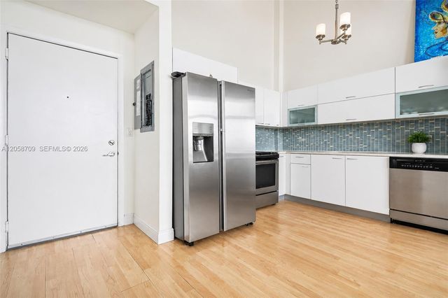 133 NE 2nd Ave 3617, Miami, FL 33132