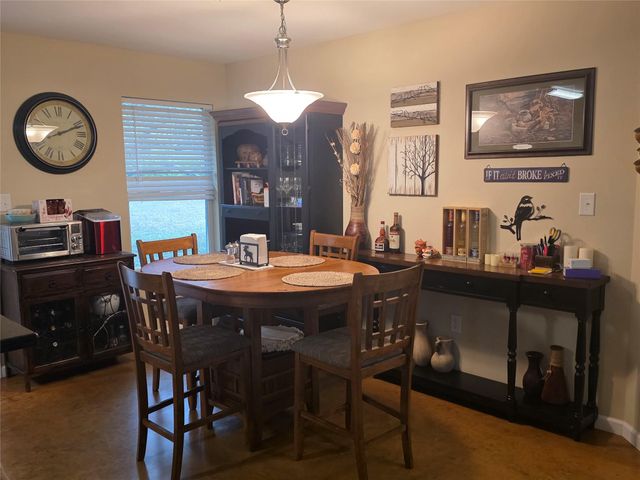 5 Las Flores DR, Wimberley, TX 78676