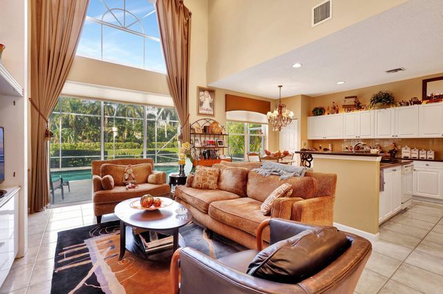 13637 Paisley Drive, Delray Beach, FL 33446