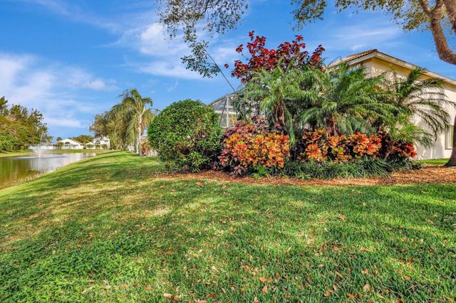 13637 Paisley Drive, Delray Beach, FL 33446