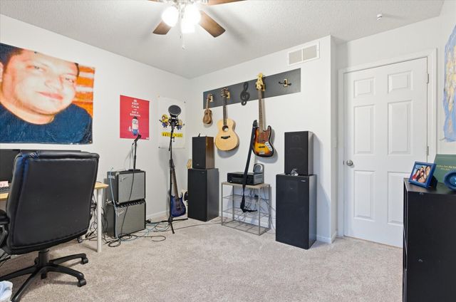 4301 FORUM BLVD, Columbia, MO 65203