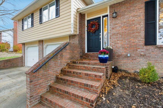 4301 FORUM BLVD, Columbia, MO 65203