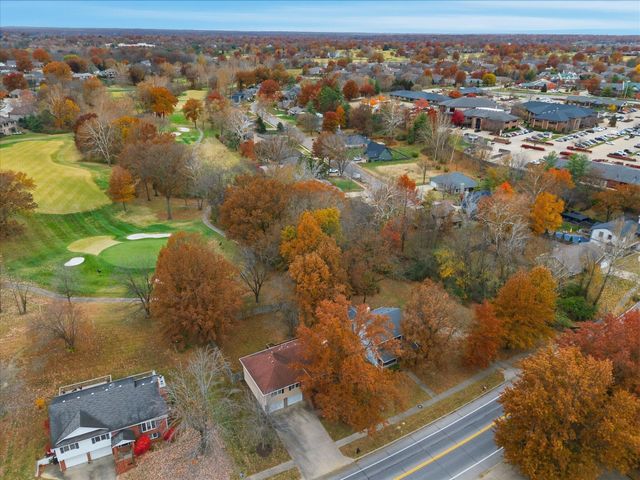 4301 FORUM BLVD, Columbia, MO 65203