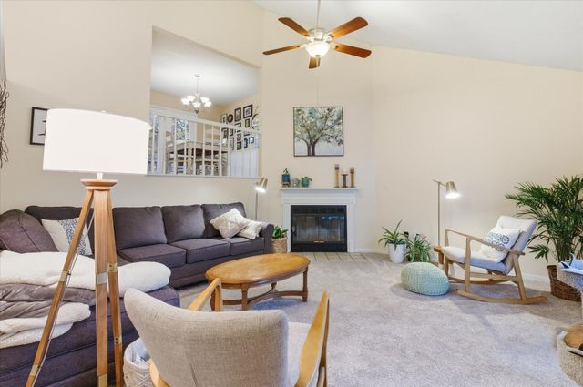 4301 FORUM BLVD, Columbia, MO 65203