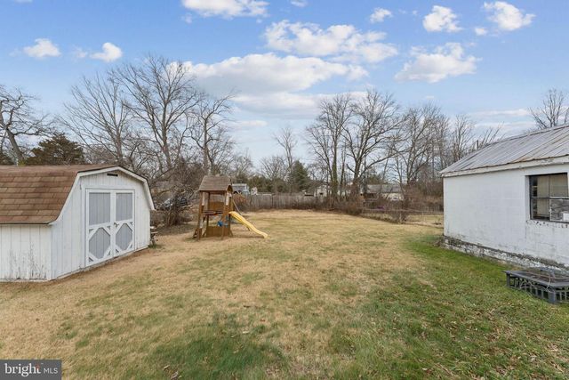 8411 BRADY AVE, Bowie, MD 20720