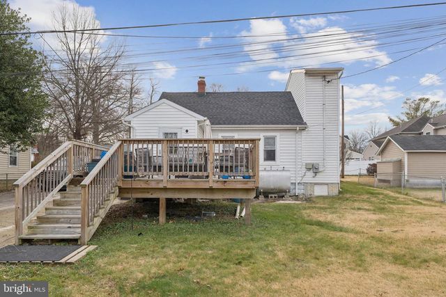 8411 BRADY AVE, Bowie, MD 20720