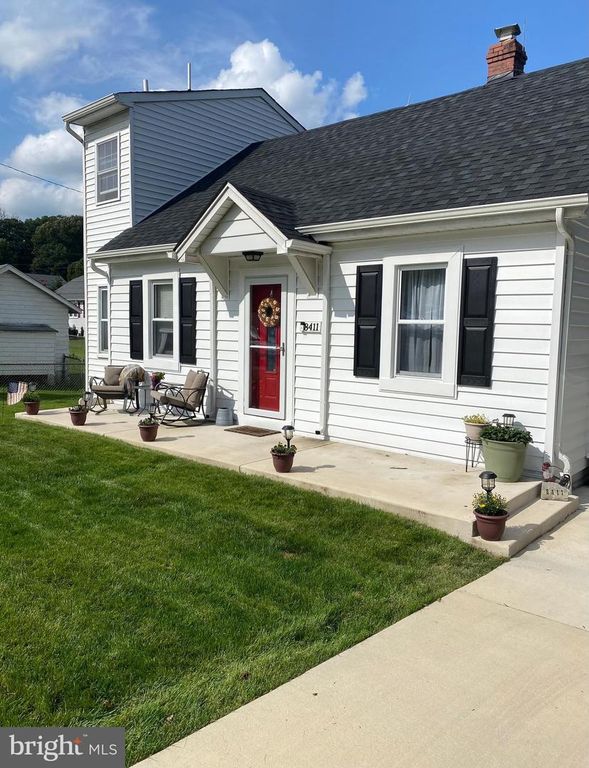 8411 BRADY AVE, Bowie, MD 20720