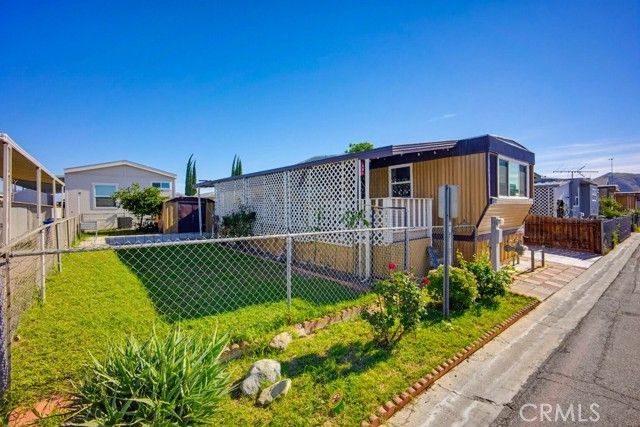 17333 Valley Blvd 45E, Fontana, CA 92335