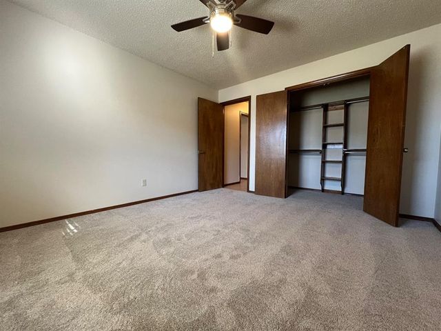 1329 NE 20th Place, Moore, OK 73160