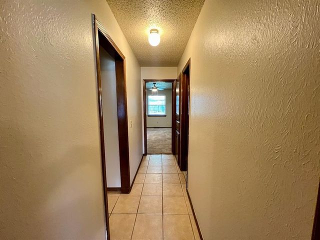 1329 NE 20th Place, Moore, OK 73160