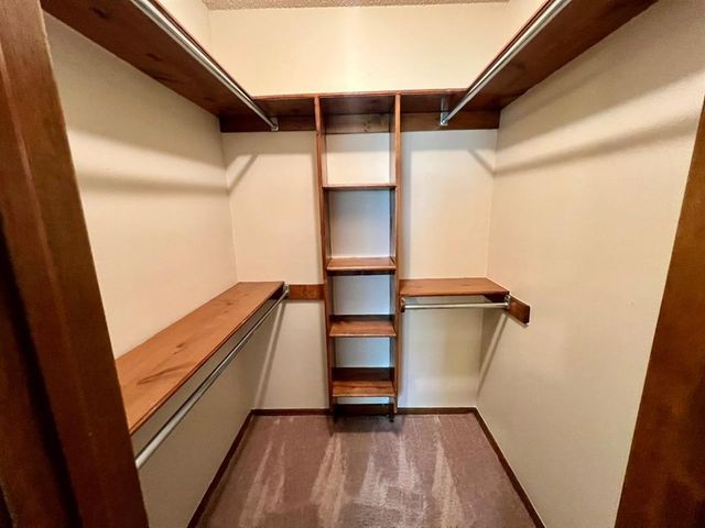 1329 NE 20th Place, Moore, OK 73160