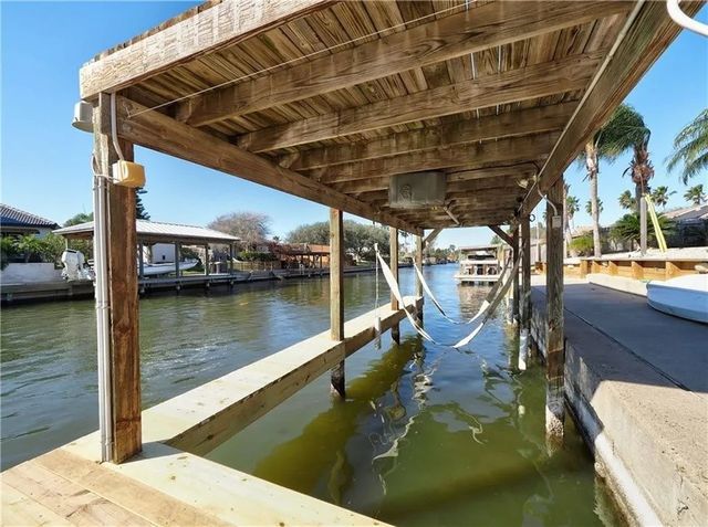14153 Atascadera Ave, Corpus Christi, TX 78418