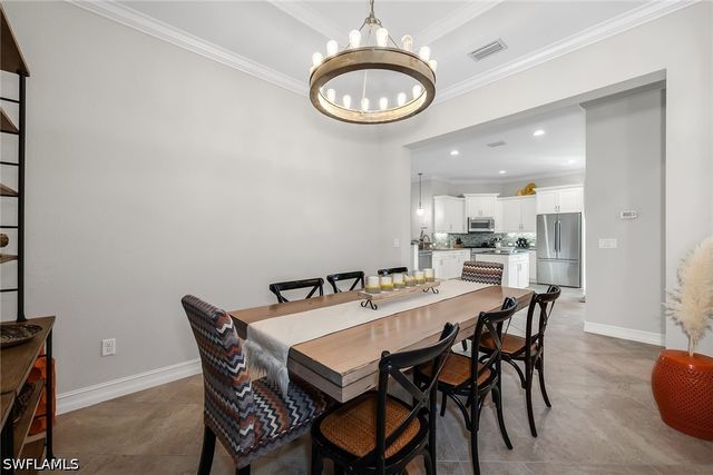 6589 Roma WAY, Naples, FL 34113