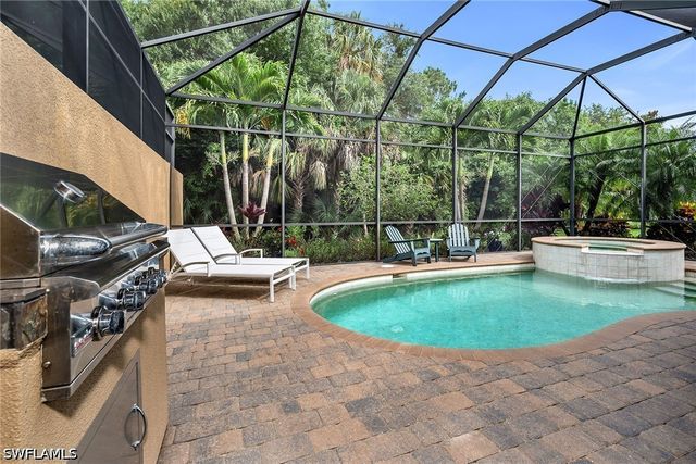 6589 Roma WAY, Naples, FL 34113