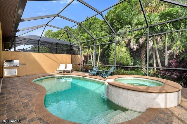 6589 Roma WAY, Naples, FL 34113