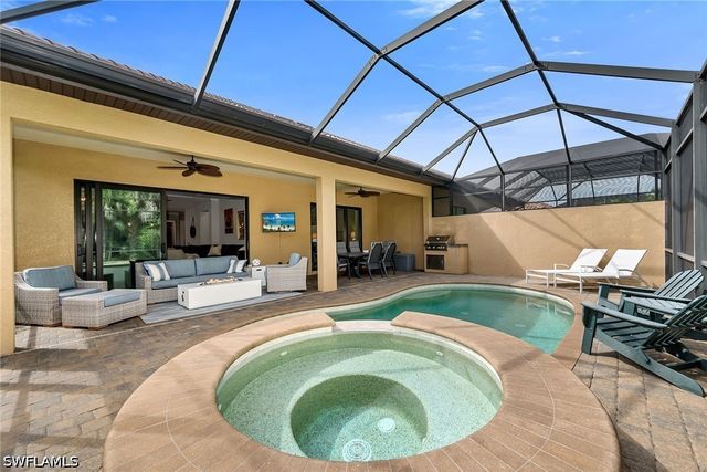 6589 Roma WAY, Naples, FL 34113