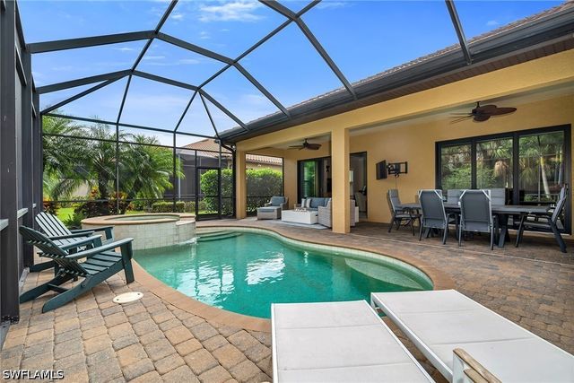 6589 Roma WAY, Naples, FL 34113