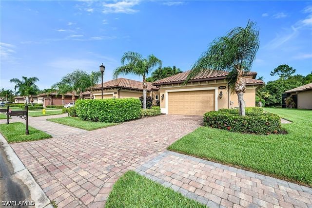 6589 Roma WAY, Naples, FL 34113